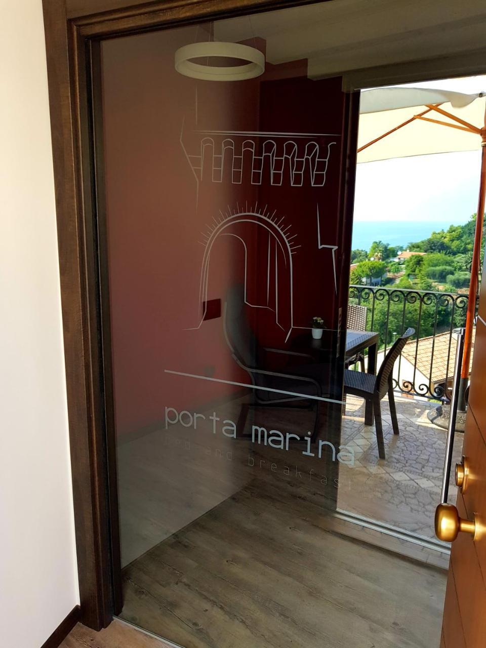 B&B Porta Marina 葛伦坦马勒 外观 照片