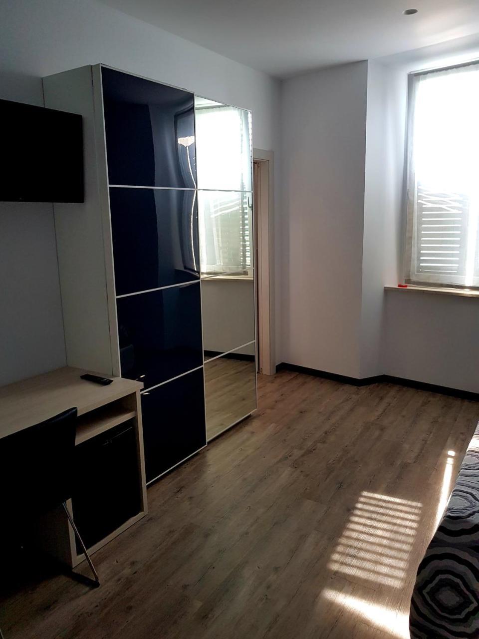 B&B Porta Marina 葛伦坦马勒 外观 照片